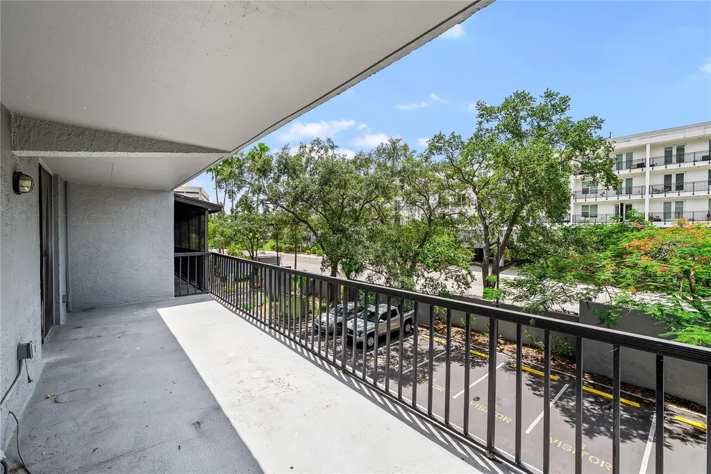 201 W Laurel Street Tampa FL 33602