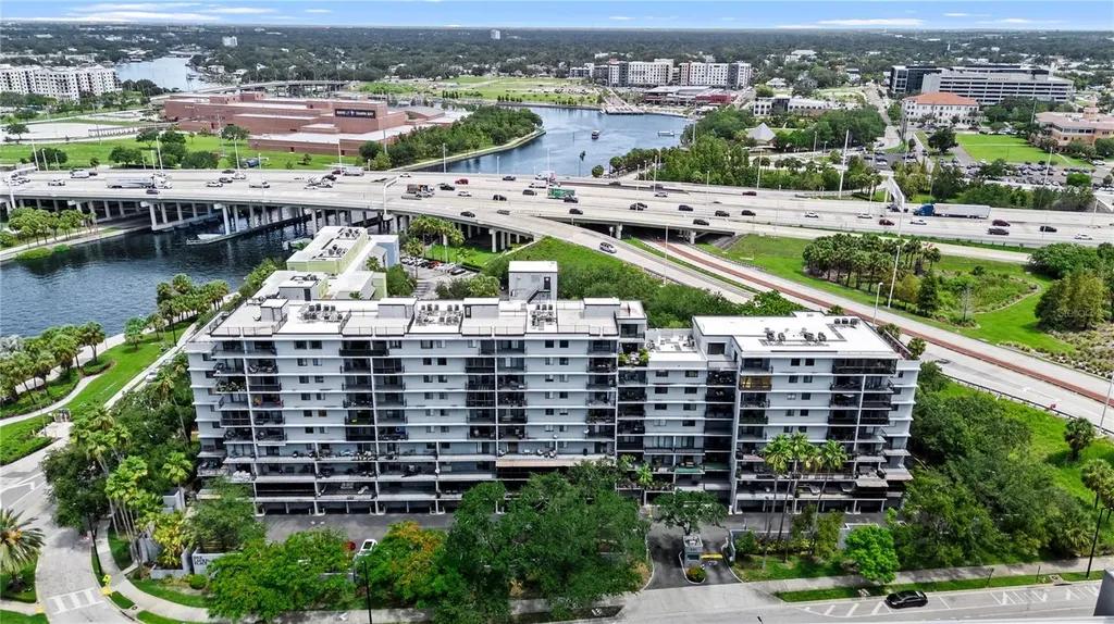 201 W Laurel Street Tampa FL 33602