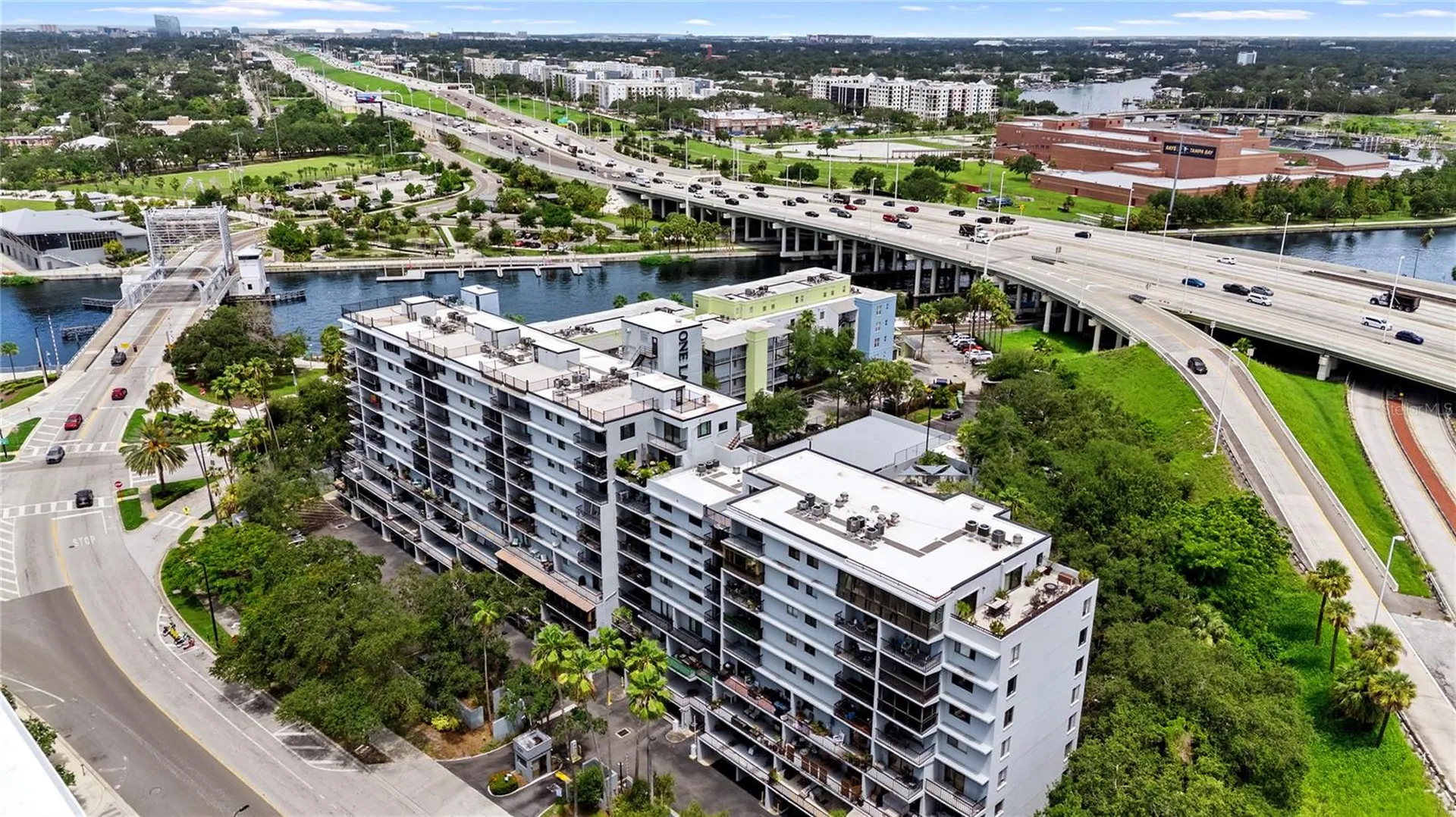 201 W Laurel Street Tampa FL 33602