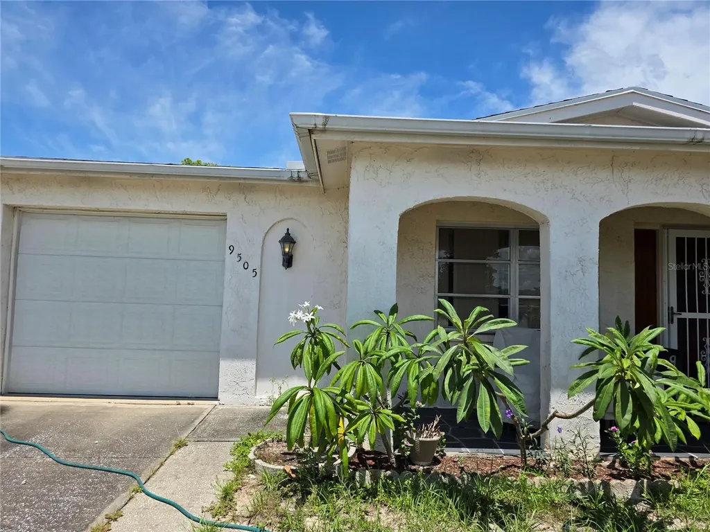 9505 Marlinton Lane Port Richey FL 34668