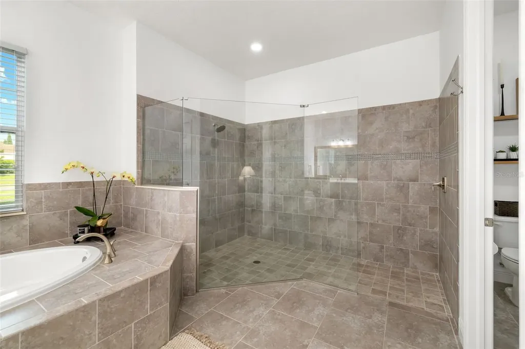 408 166th Street E Bradenton FL 34212