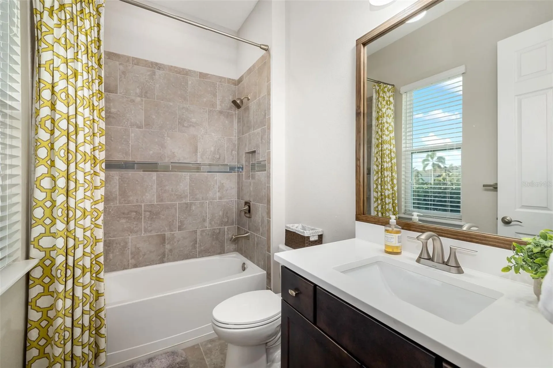 408 166th Street E Bradenton FL 34212