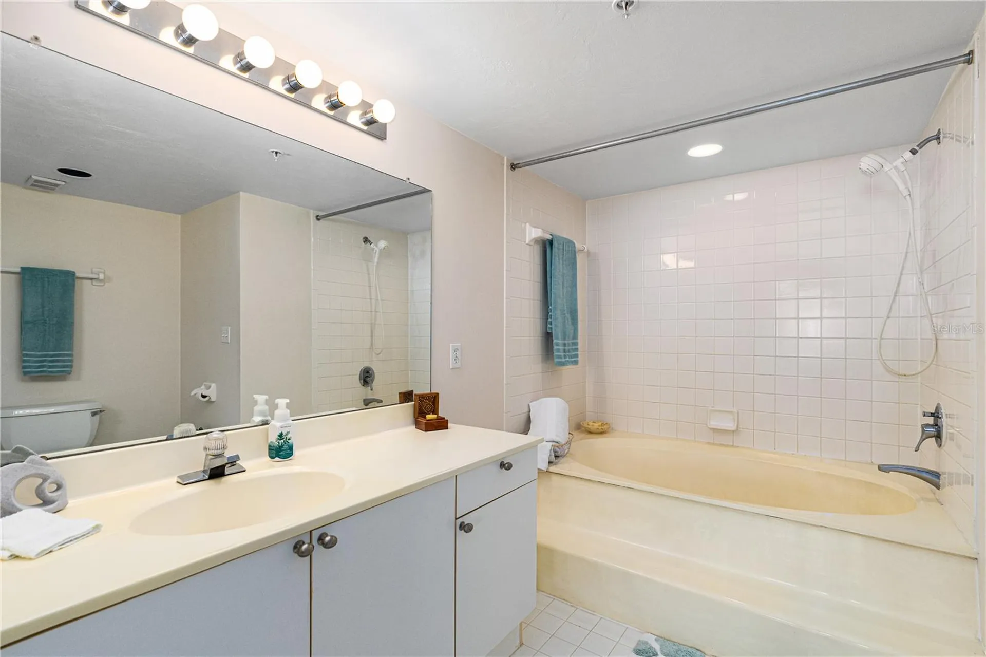 2545 S Atlantic Avenue Daytona Beach Shores FL 32118