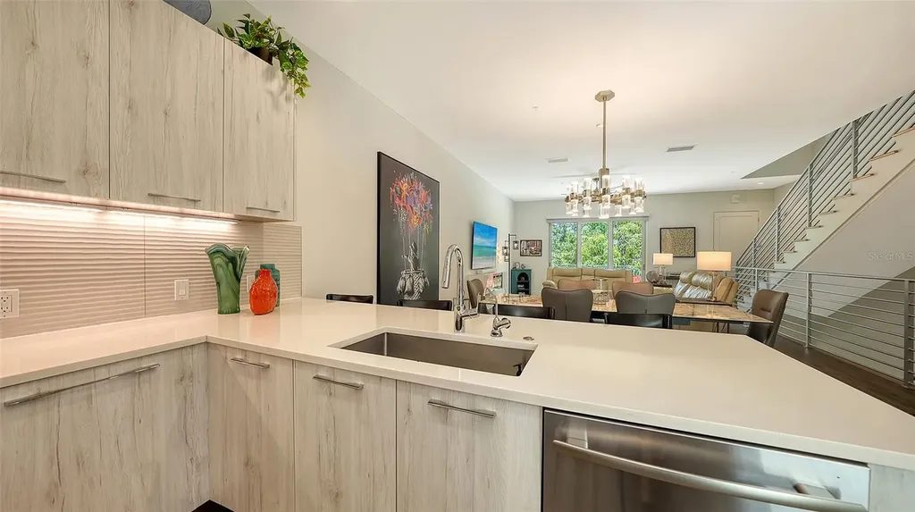 626 Rawls Avenue Sarasota FL 34236