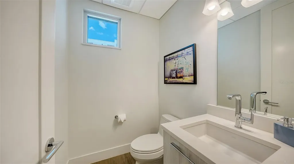 626 Rawls Avenue Sarasota FL 34236