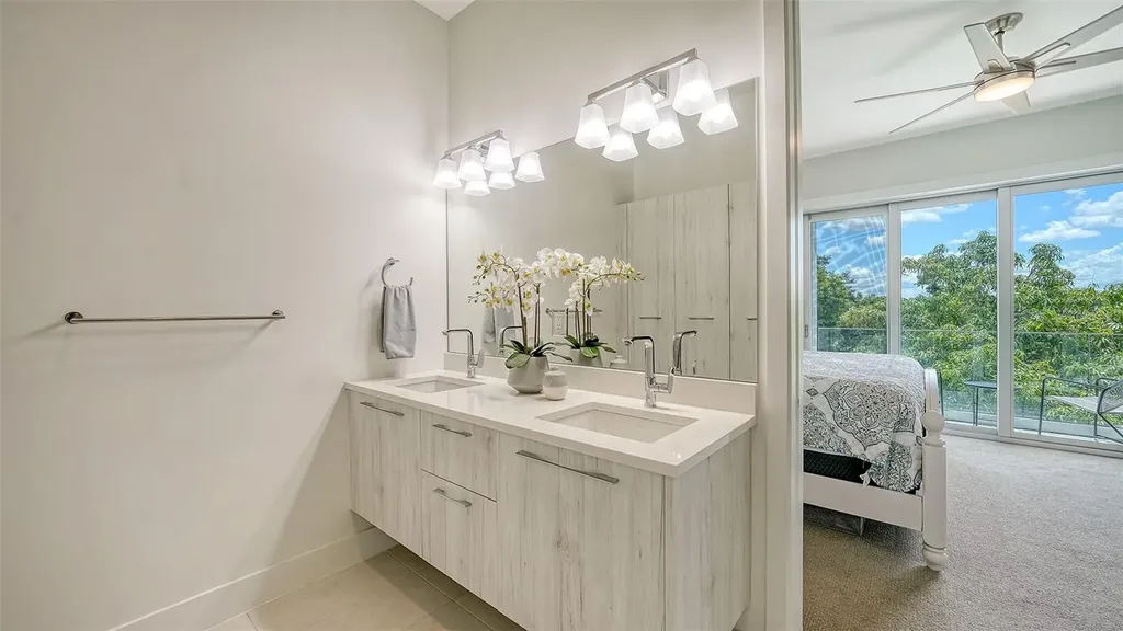626 Rawls Avenue Sarasota FL 34236