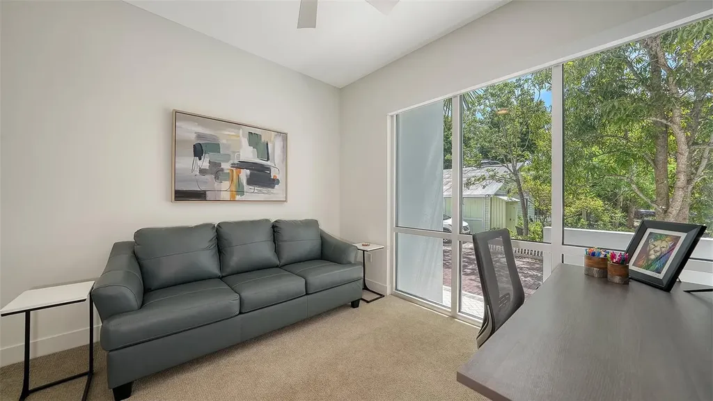 626 Rawls Avenue Sarasota FL 34236