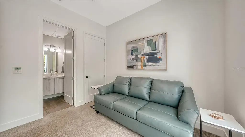 626 Rawls Avenue Sarasota FL 34236