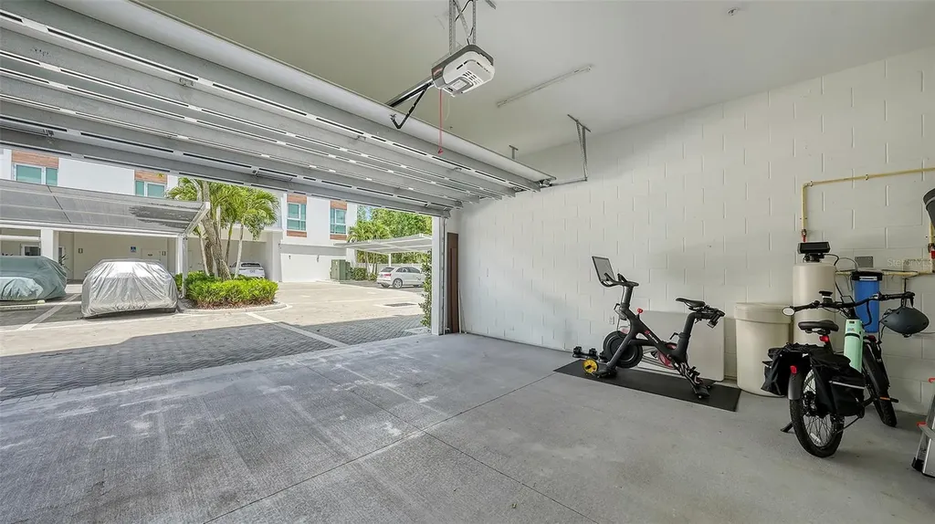 626 Rawls Avenue Sarasota FL 34236