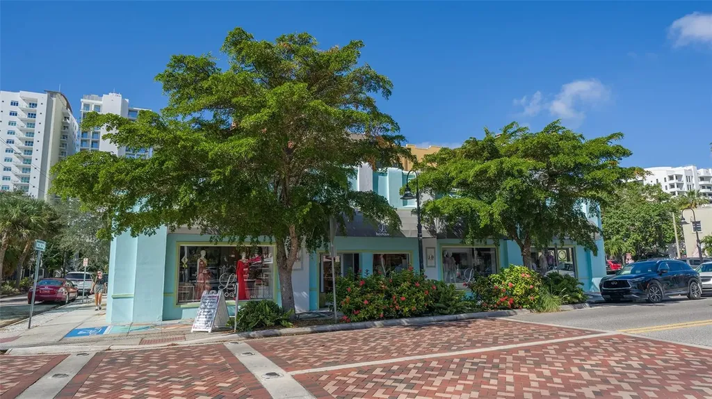 626 Rawls Avenue Sarasota FL 34236