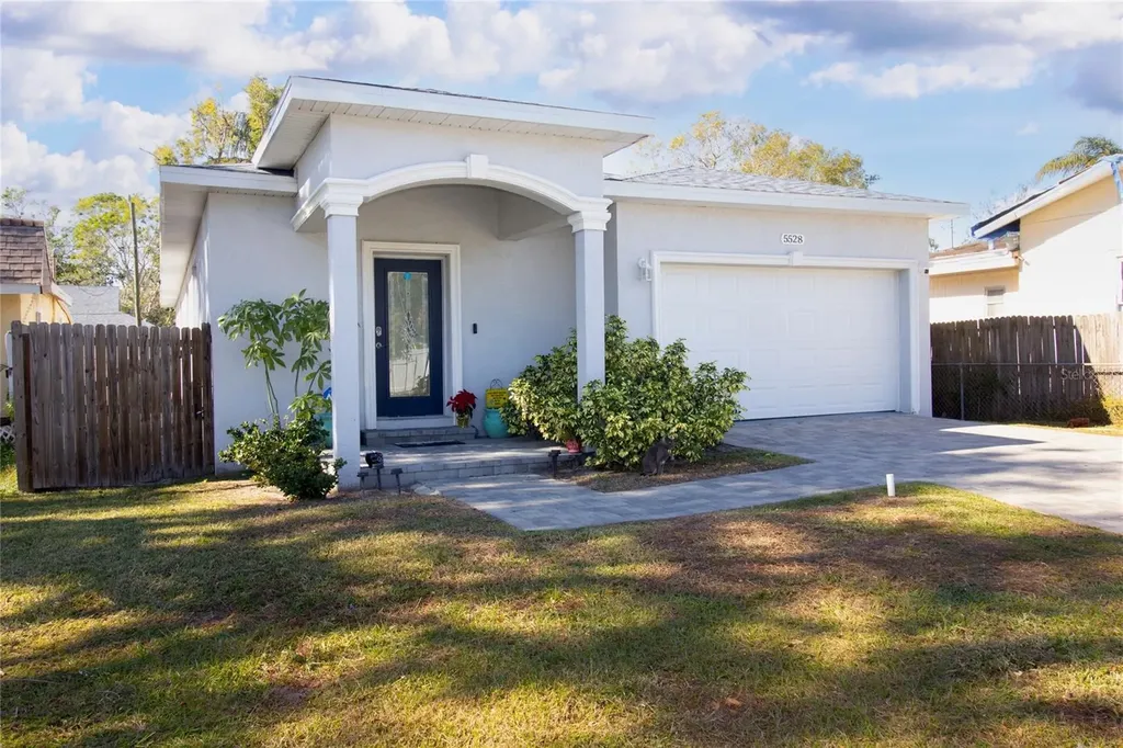 5528 40th Street N St Petersburg FL 33714