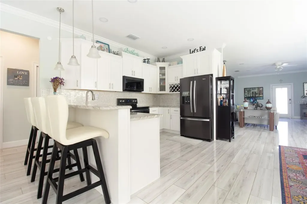 5528 40th Street N St Petersburg FL 33714