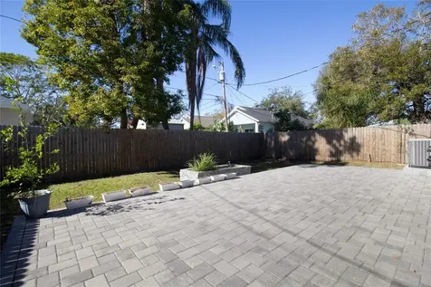 5528 40th Street N St Petersburg FL 33714