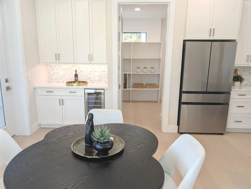 2110 Michele Drive Sarasota FL 34231
