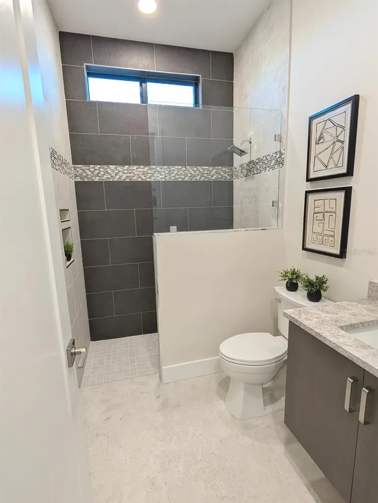 2110 Michele Drive Sarasota FL 34231