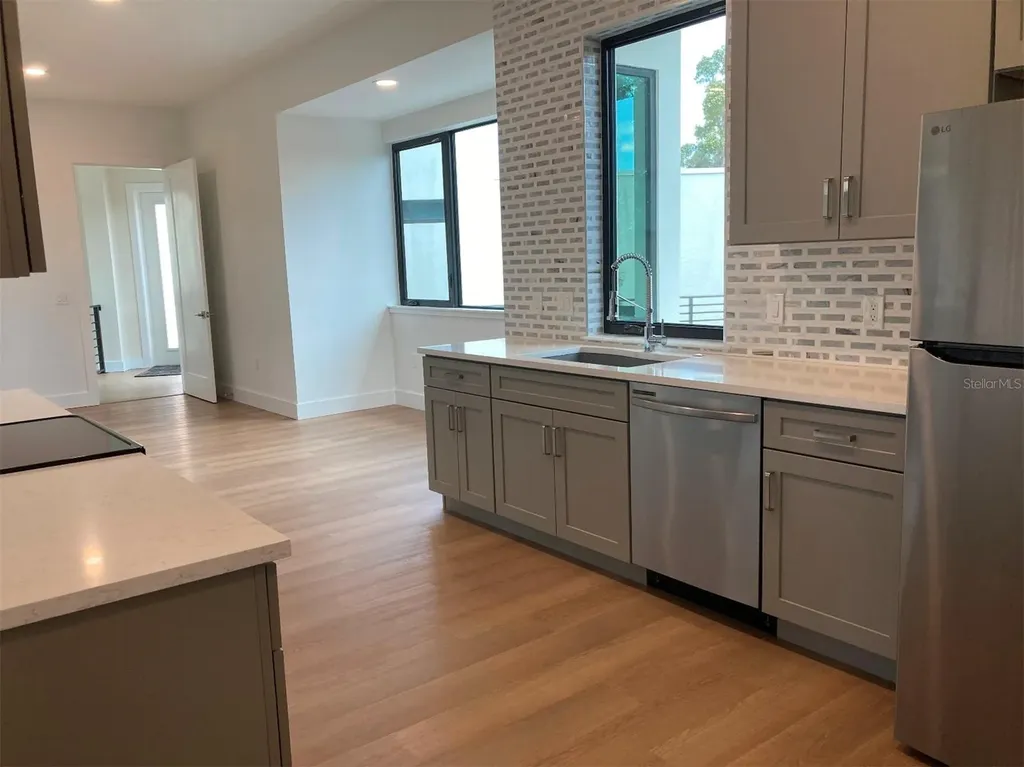 2110 Michele Drive Sarasota FL 34231