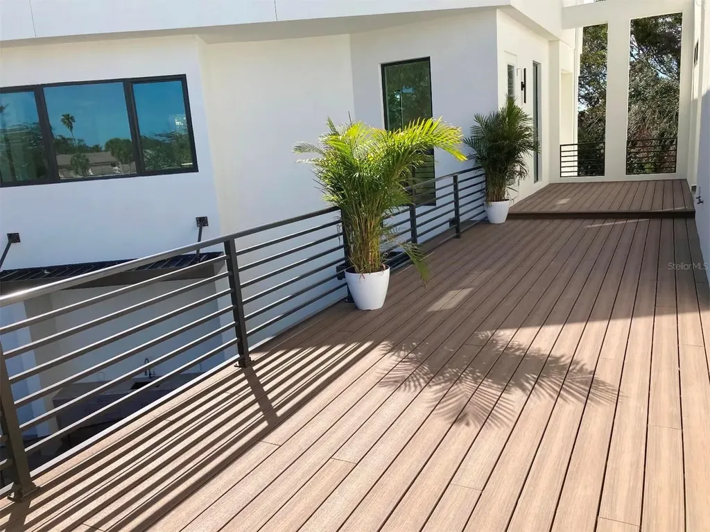 2110 Michele Drive Sarasota FL 34231