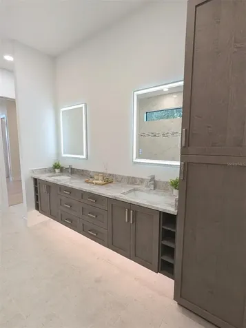 2110 Michele Drive Sarasota FL 34231