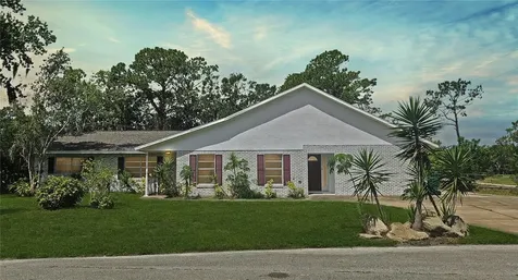 1730 Birmingham Avenue Daytona Beach FL 32117