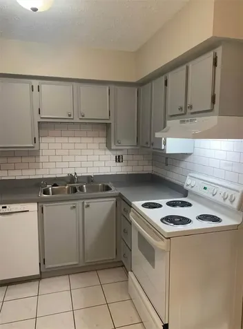 1025 Apollo Beach Boulevard Apollo Beach FL 33572
