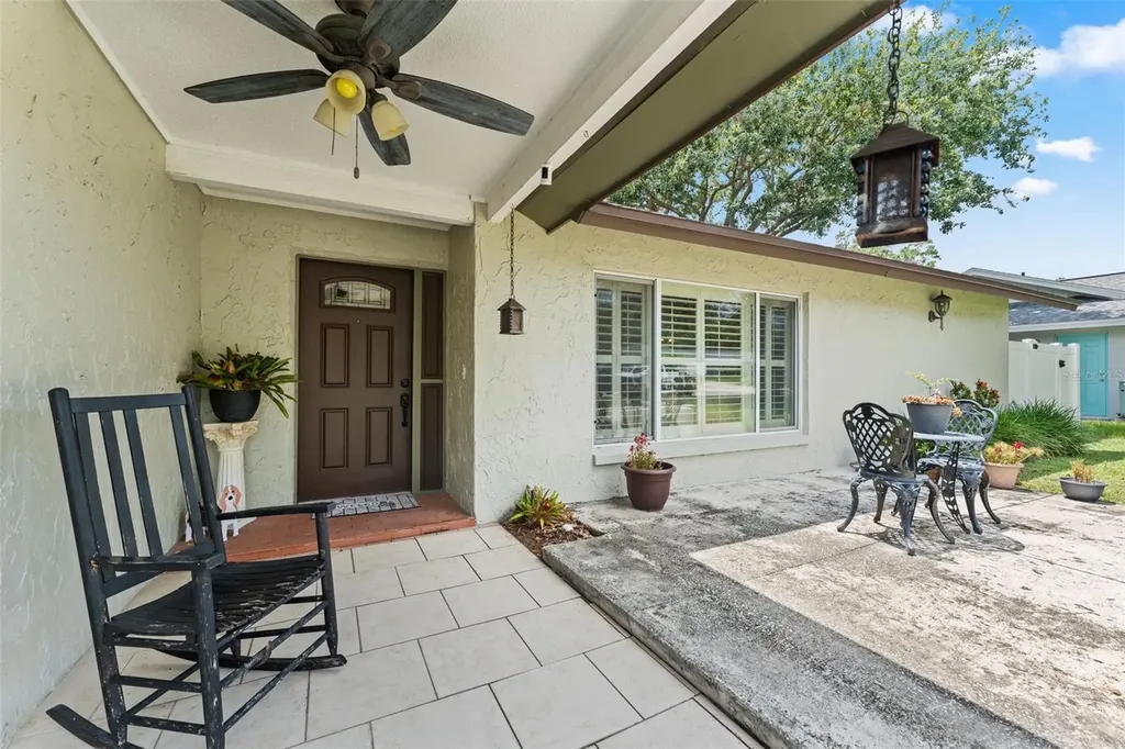 945 Winding Oaks Drive Palm Harbor FL 34683