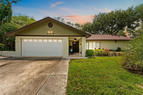 945 Winding Oaks Drive Palm Harbor FL 34683