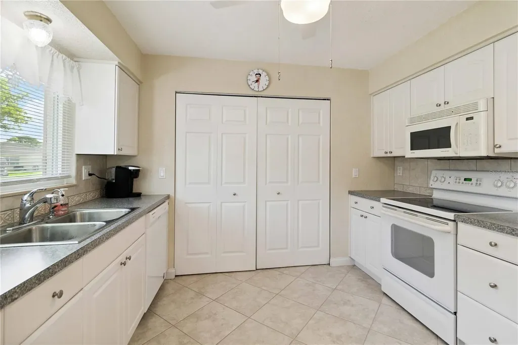 4550 Tippecanoe Trail Sarasota FL 34233
