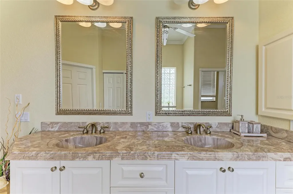 23136 Langdon Avenue Port Charlotte FL 33954