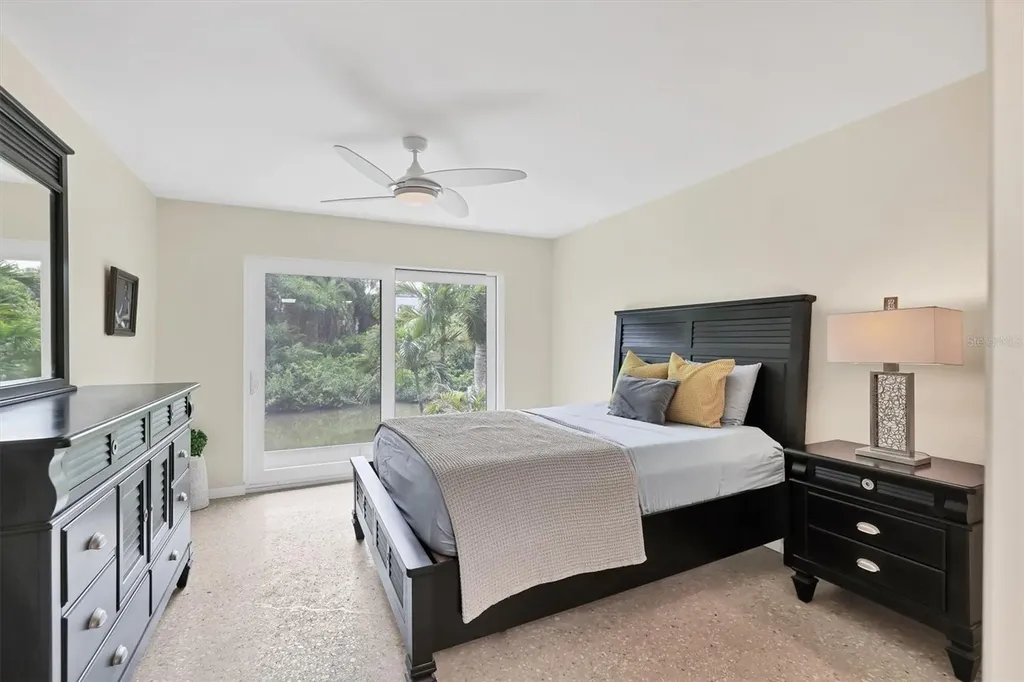 1650 Pine Tree Lane Sarasota FL 34236