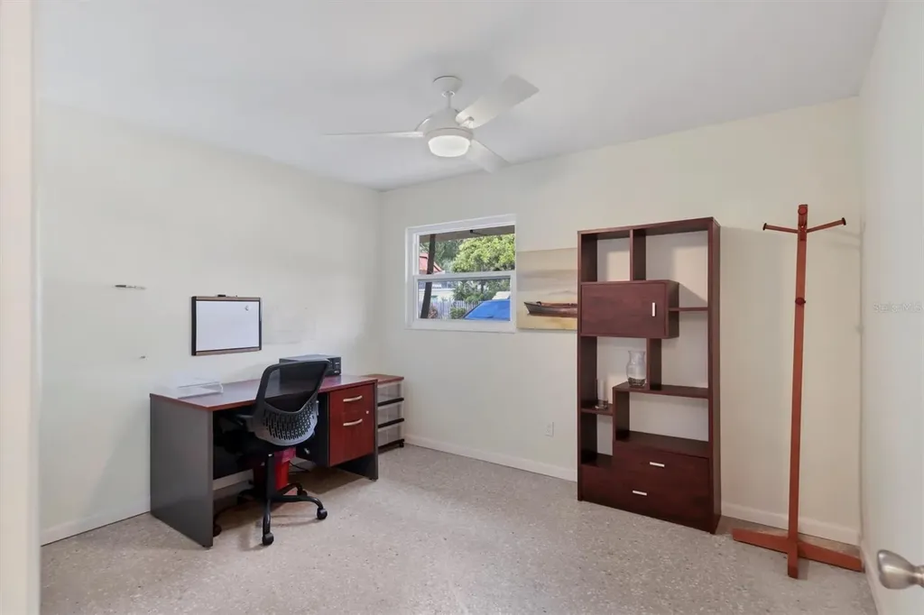 1650 Pine Tree Lane Sarasota FL 34236