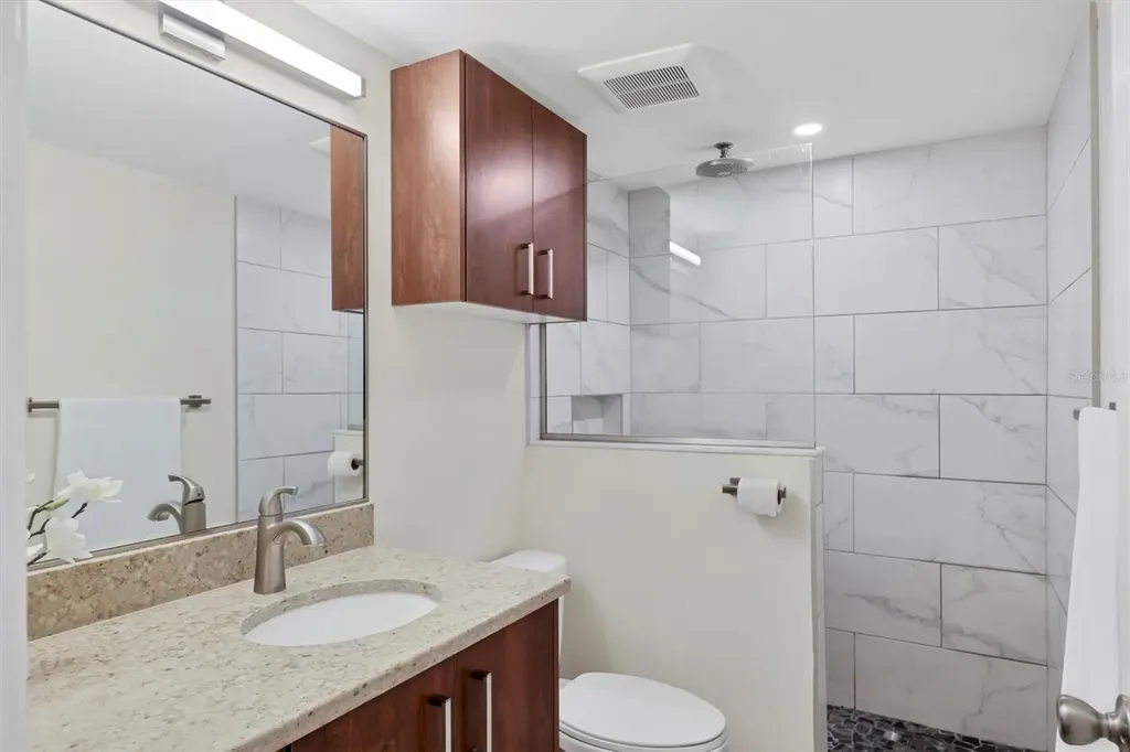 1650 Pine Tree Lane Sarasota FL 34236