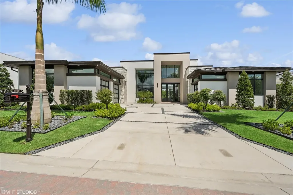 10411 Via Parma Way Miromar Lakes FL 33913