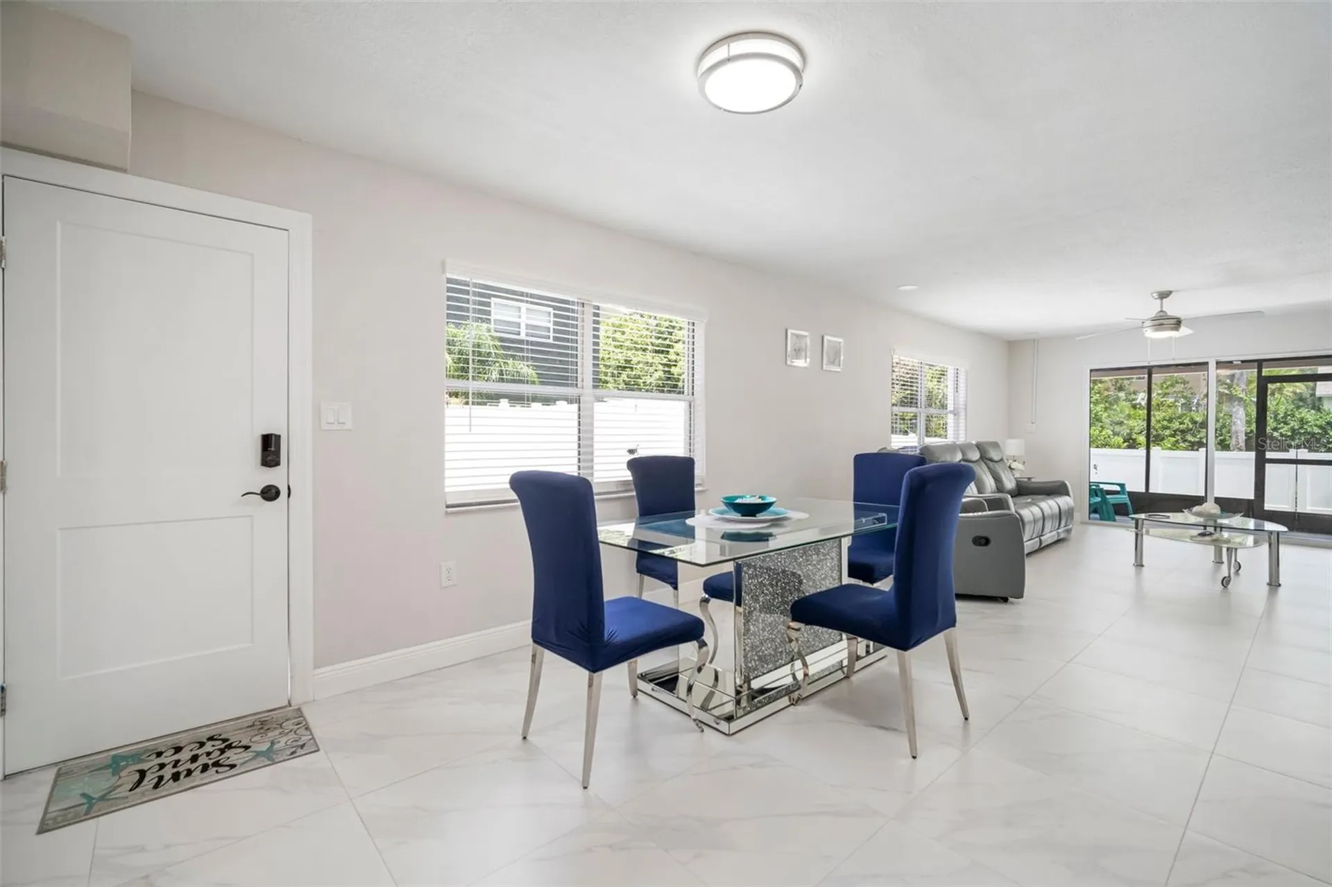 1712 Azalea Court Oldsmar FL 34677