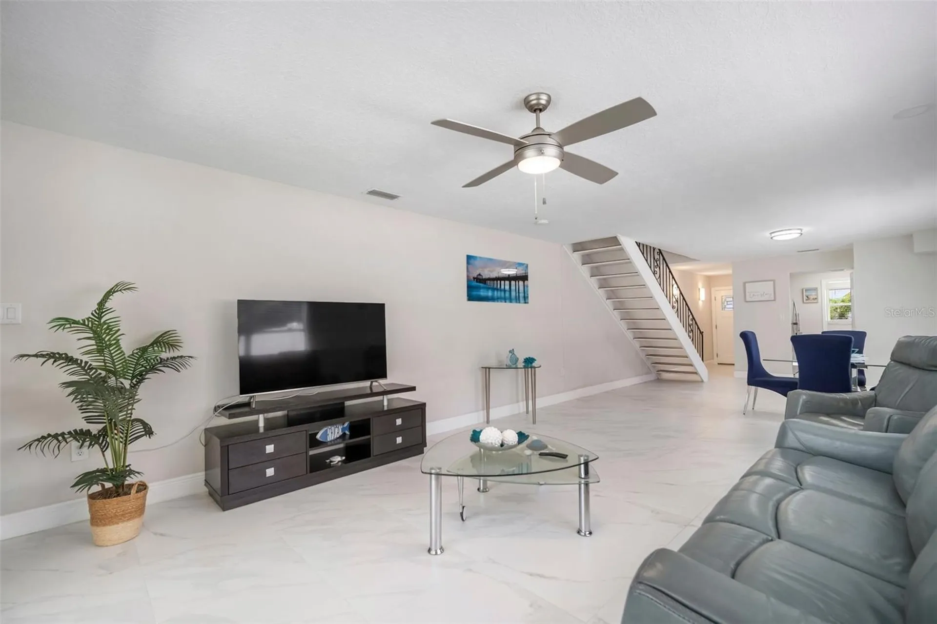 1712 Azalea Court Oldsmar FL 34677