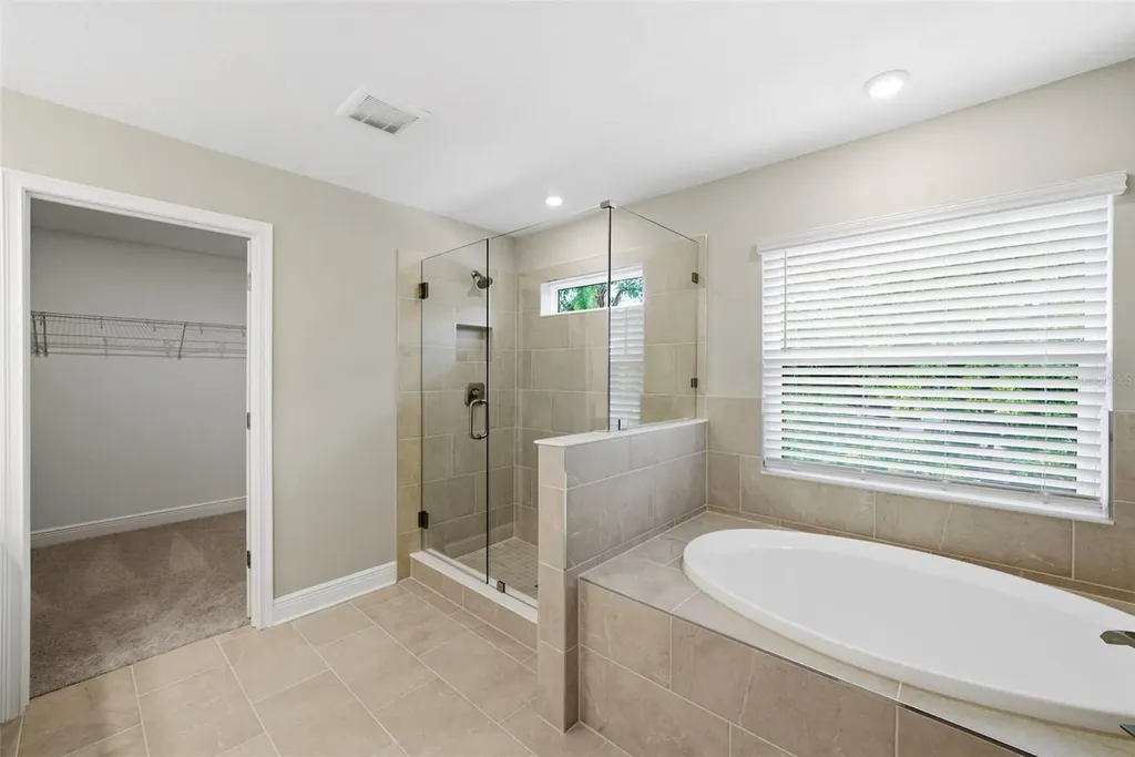 6226 29th Street N St Petersburg FL 33702