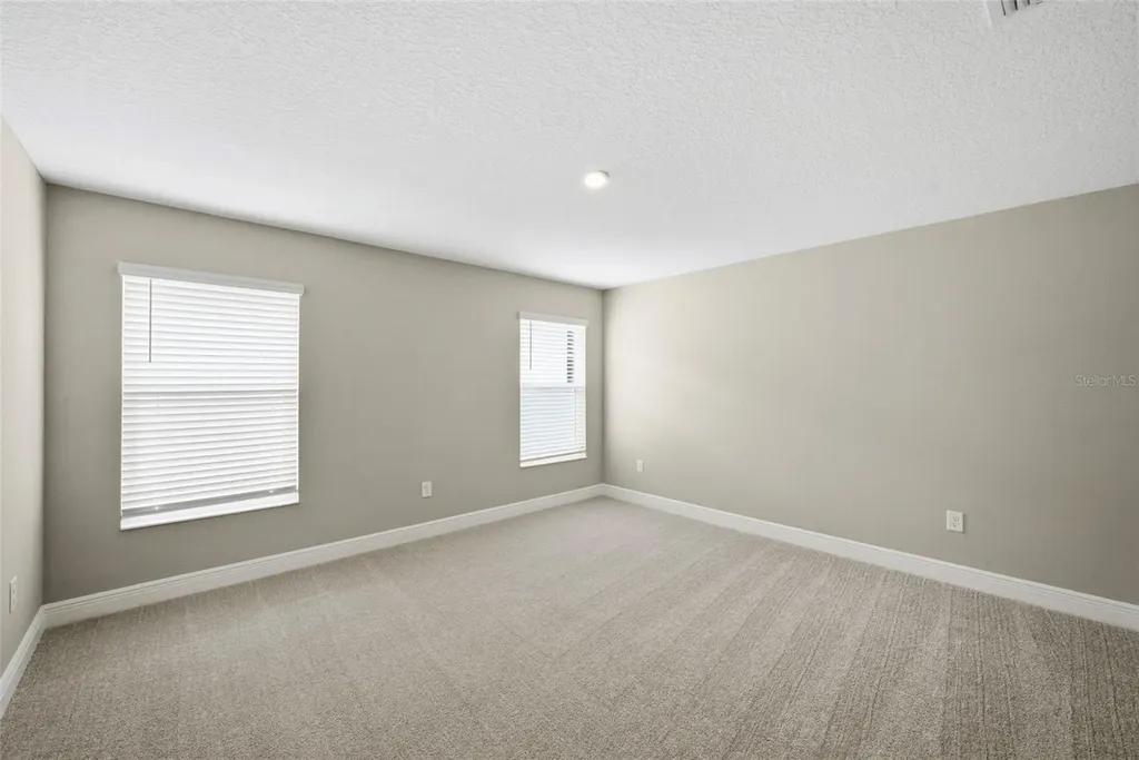 6226 29th Street N St Petersburg FL 33702