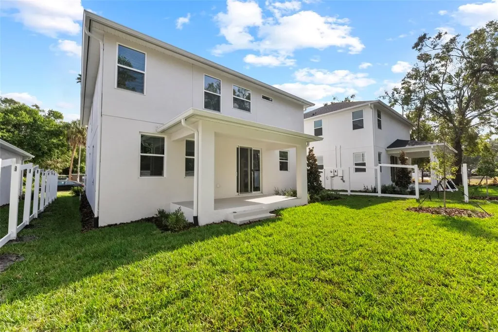 6226 29th Street N St Petersburg FL 33702