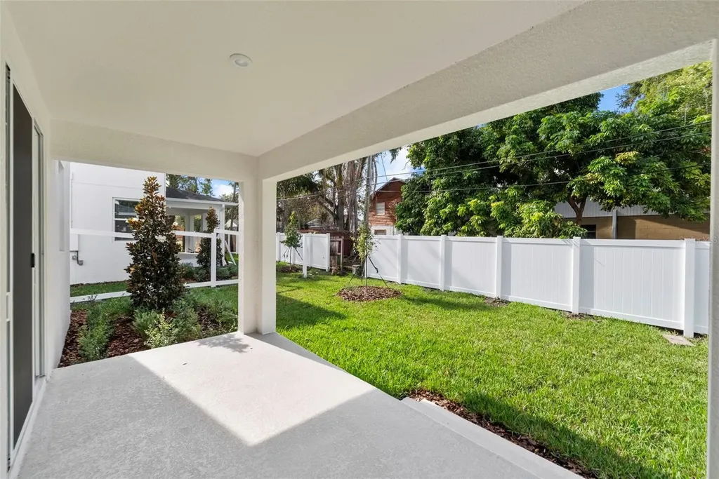 6226 29th Street N St Petersburg FL 33702