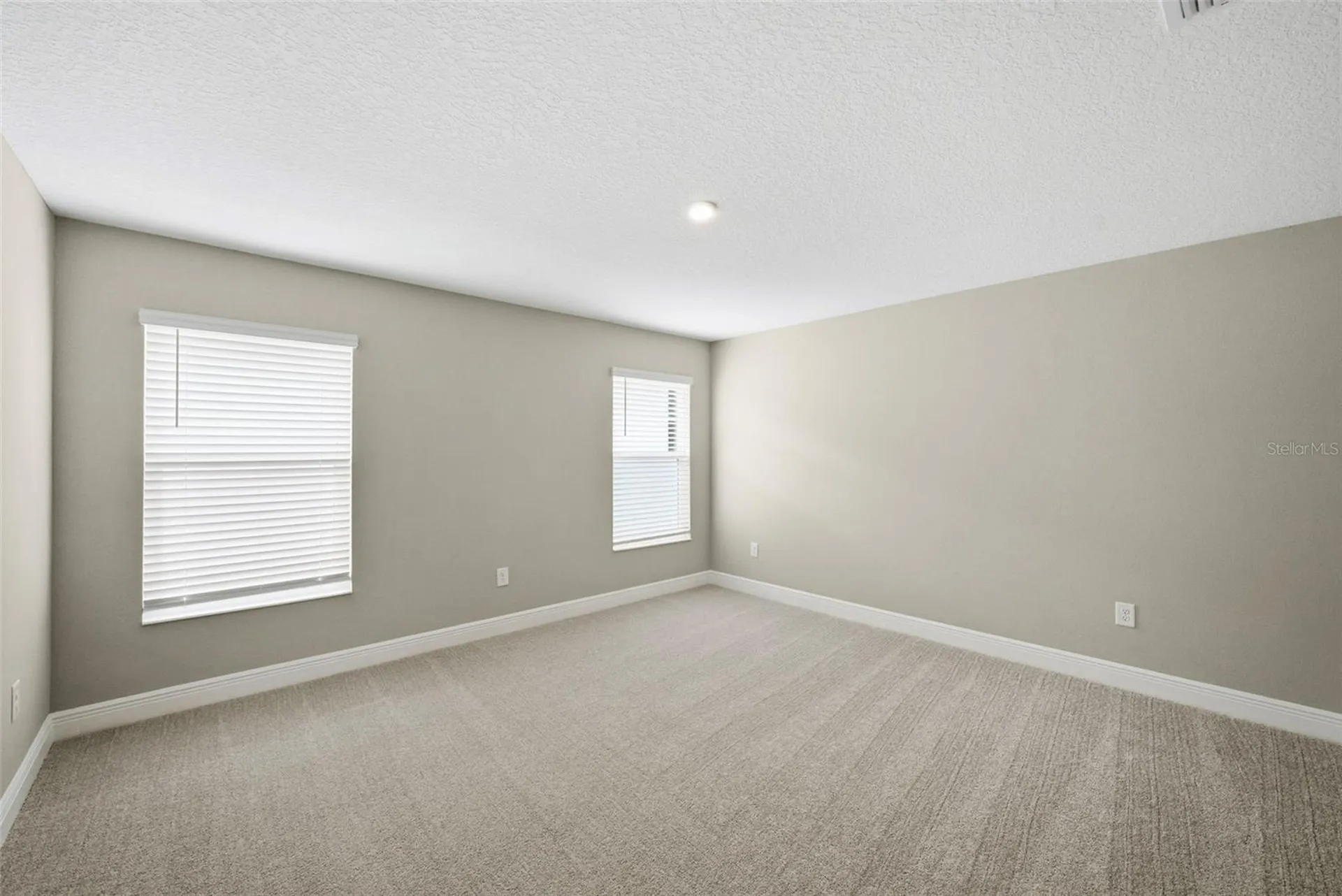 6226 29th Street N St Petersburg FL 33702