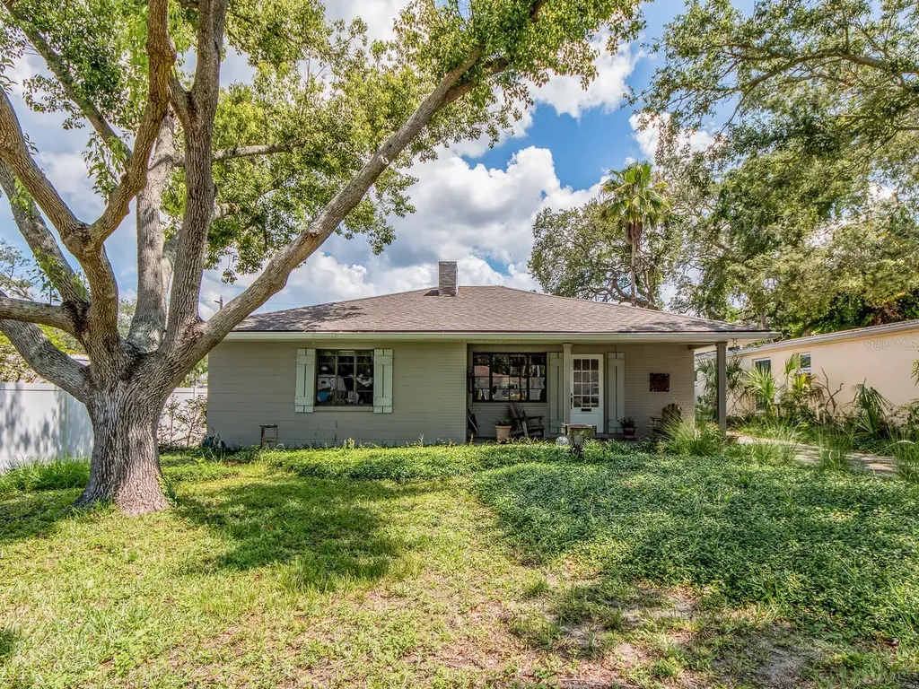 1136 Granada Street Clearwater FL 33755