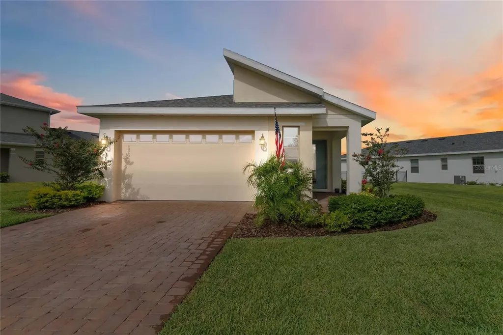 3184 Songbird Circle Harmony FL 34773