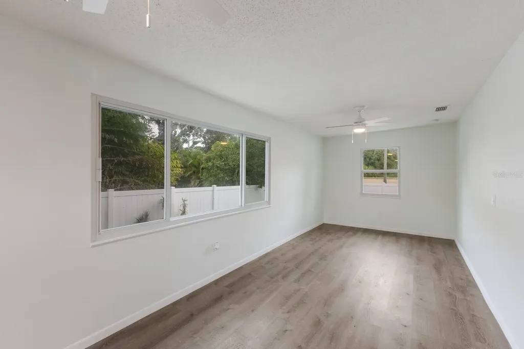 8985 Pohoy Avenue Sarasota FL 34231