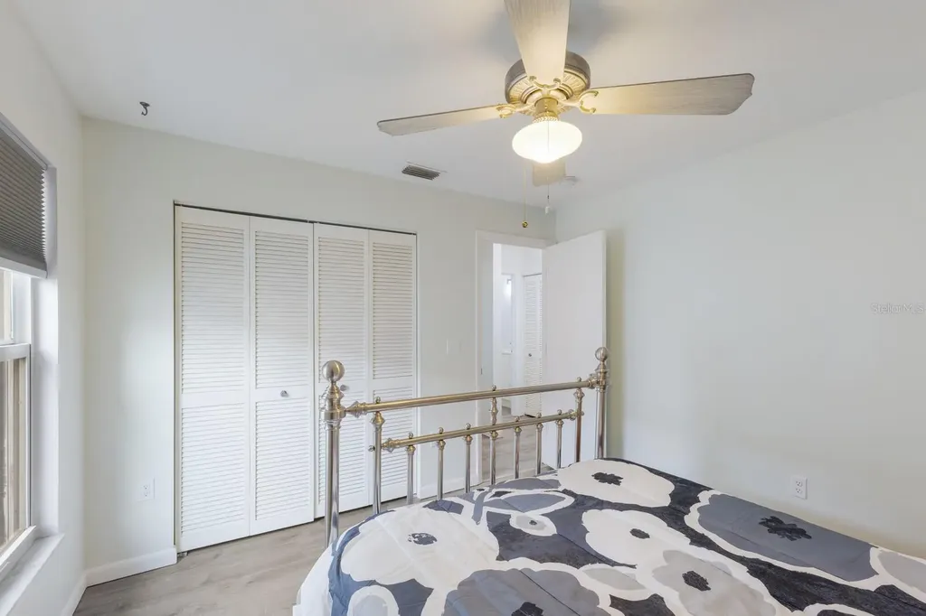 8985 Pohoy Avenue Sarasota FL 34231