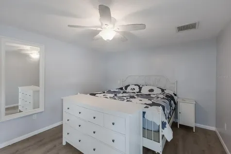 8985 Pohoy Avenue Sarasota FL 34231