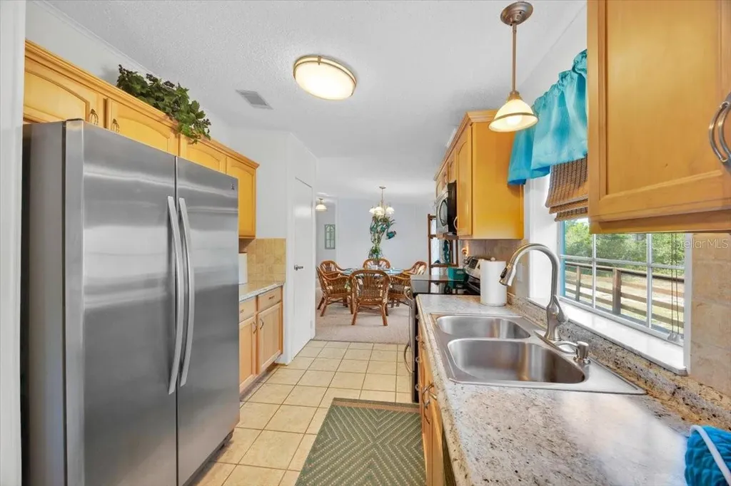 13 Sugar Pine Loop Lake Wales FL 33898