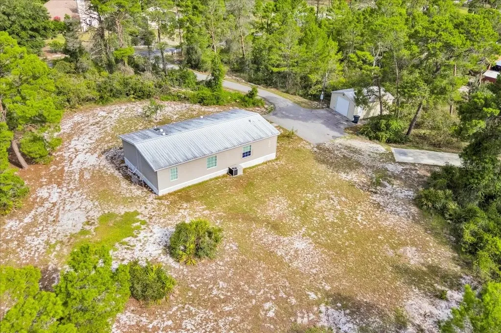 13 Sugar Pine Loop Lake Wales FL 33898