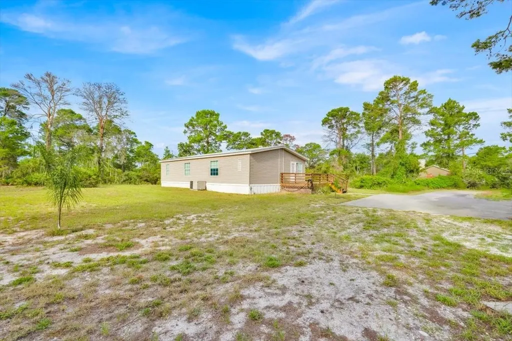 13 Sugar Pine Loop Lake Wales FL 33898