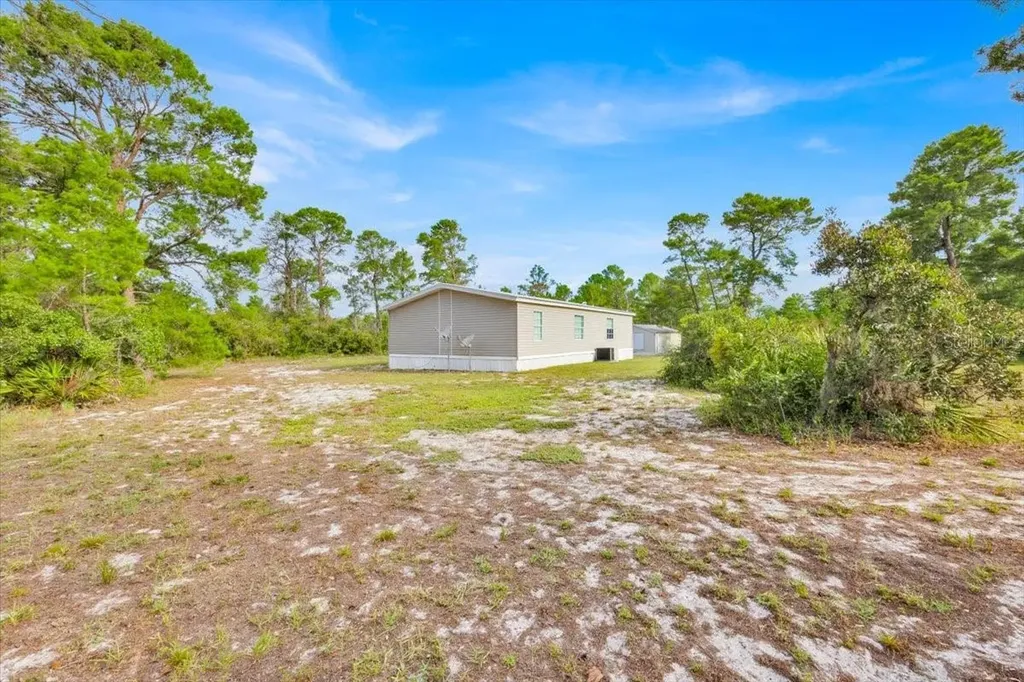 13 Sugar Pine Loop Lake Wales FL 33898