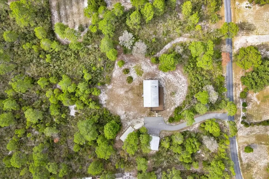 13 Sugar Pine Loop Lake Wales FL 33898