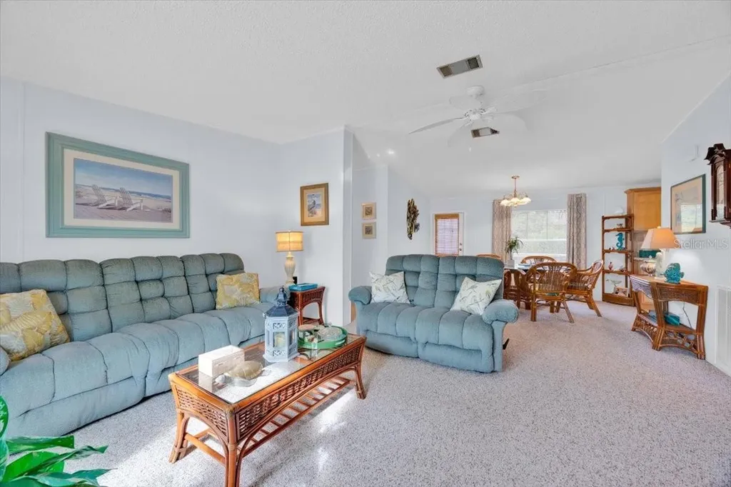 13 Sugar Pine Loop Lake Wales FL 33898